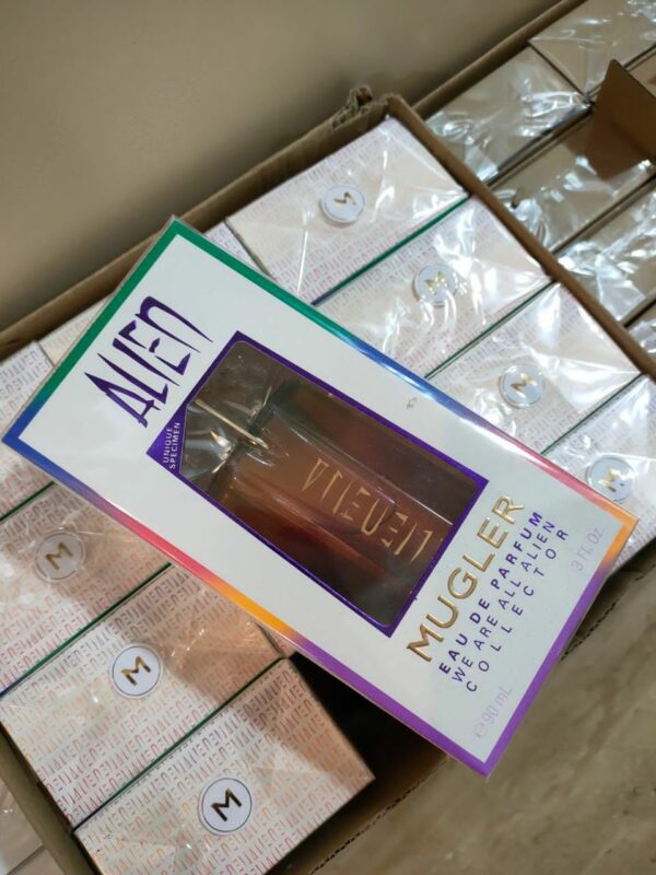 Assorted perfumes - Image 11