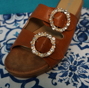 24prs-womens-patrizia-gemstone-slide-sandals-55-6-26113b-x-5-1.jpg
