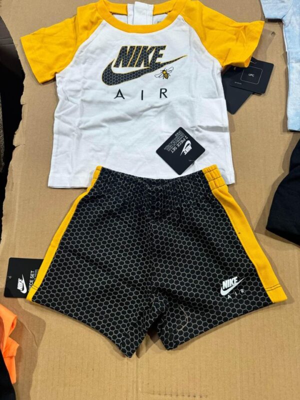 Nike Kids Clothing New WHOLESALE - Image 4
