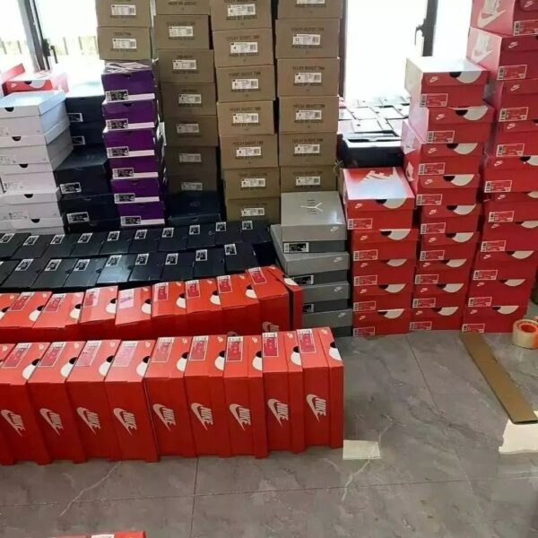 Nike Shoe pallet - Image 2