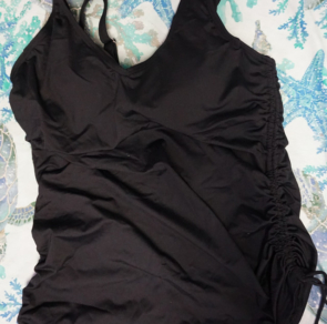 wholesale_lands_end_swimwear_pallets_bulk_5_8_23_1__26194.jpg